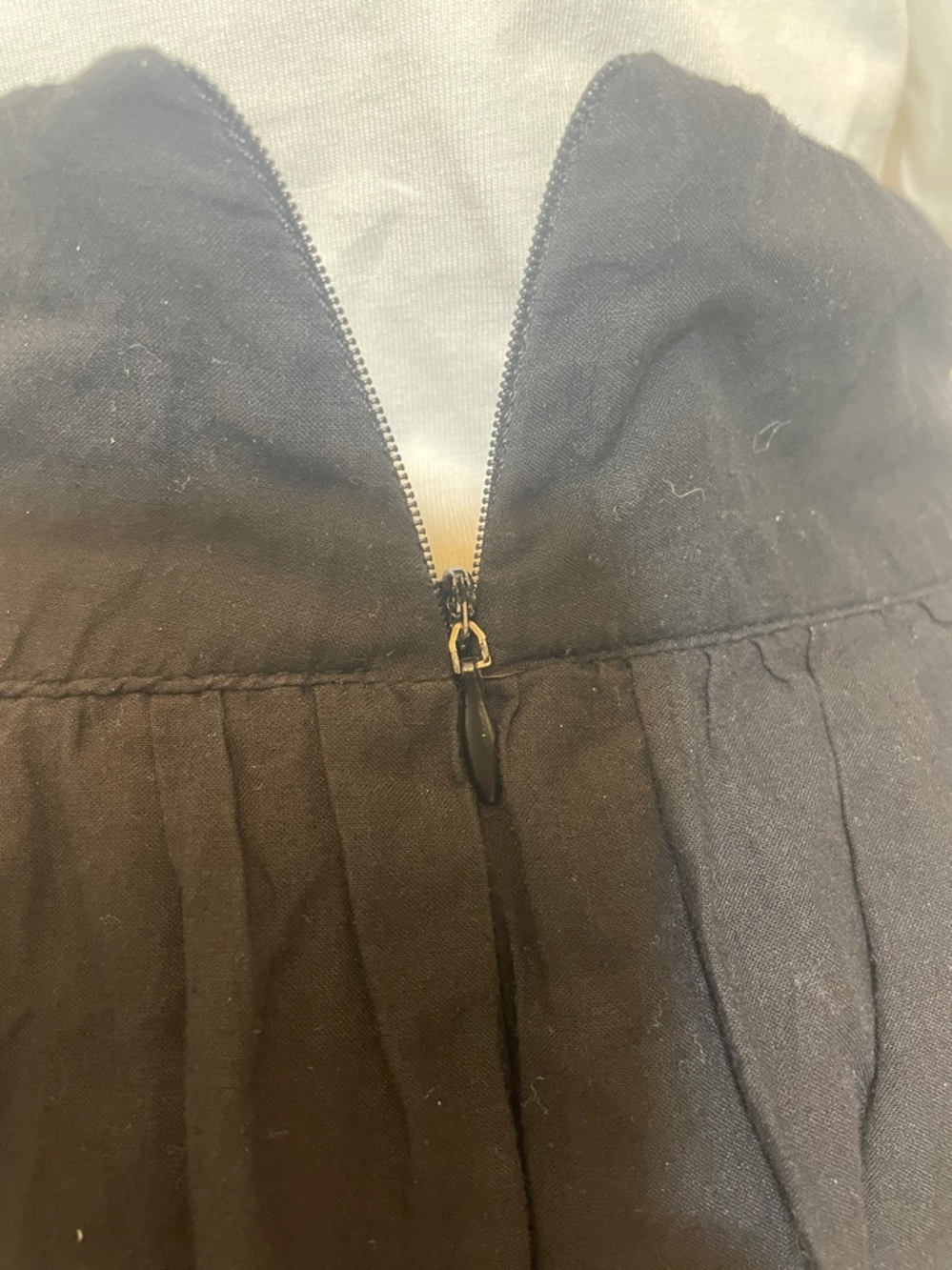 Candy Rain Black Embroidered Skirt - Women Size M, Waist 30”, Length 19” cotton - Picture 7 of 8